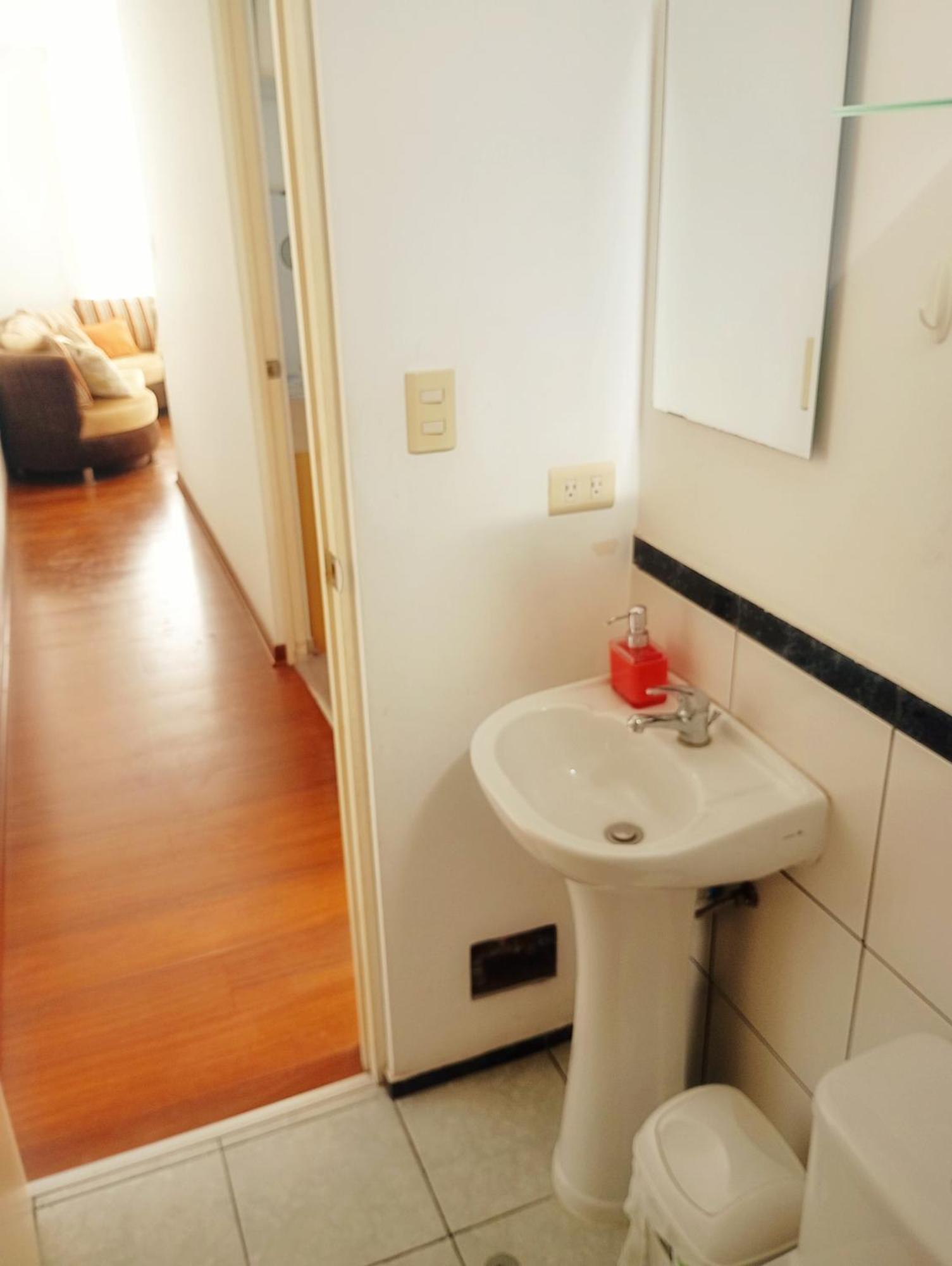 Apartamento Departamento Acogedor, Ventilado, Calido Y Moderno San Miguel, Lima, Peru *